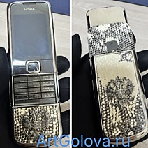 Оригинальный аппарат в состоянии нового, эксклюзивный моддинг с натуральной кожей игуаны и серебра в стиле российской империи.