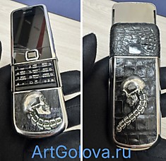 Оригинальный телефон nokia 8800 sapphire arte black выполнен в стиле череп. 